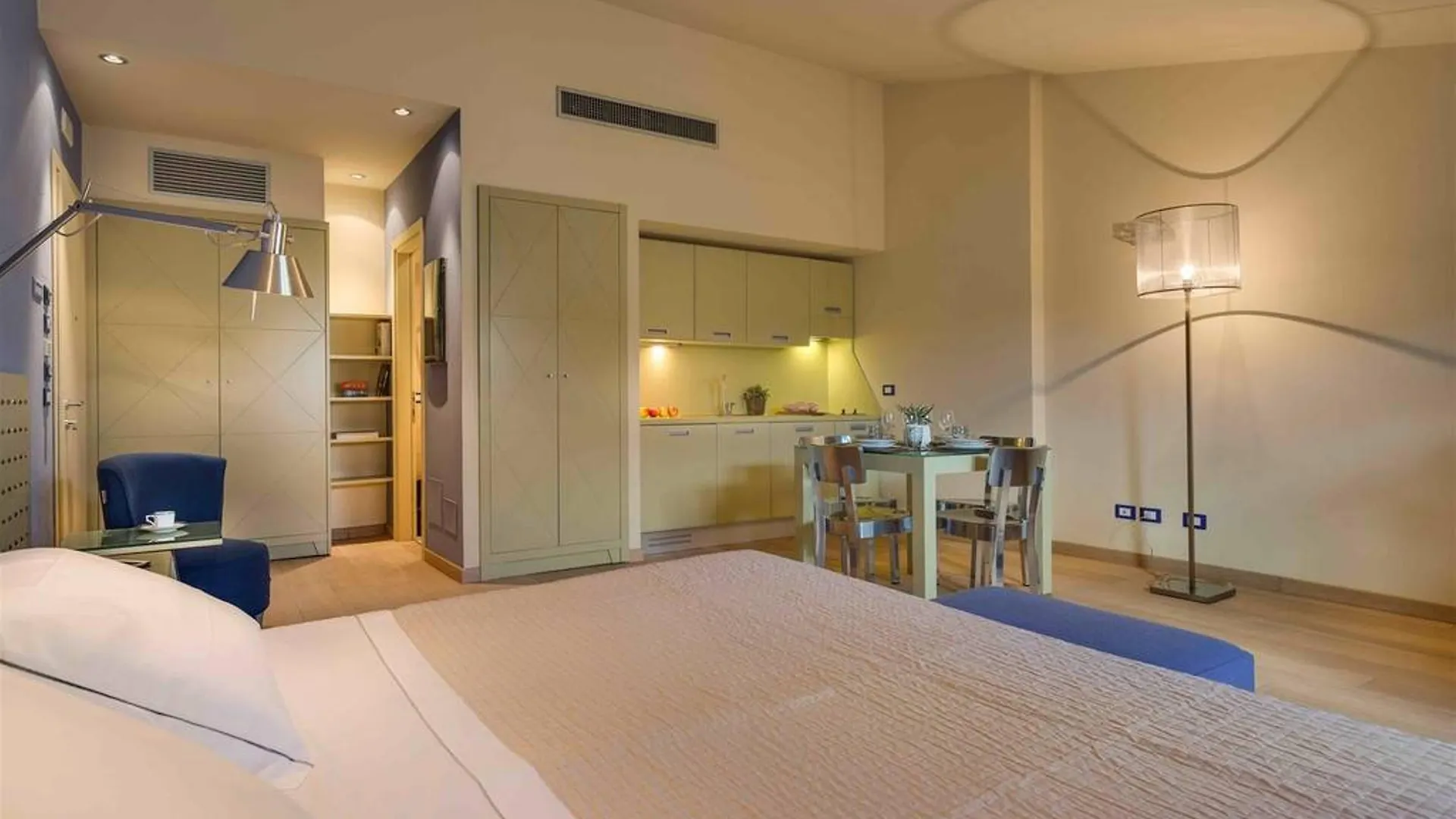 ***  Popartment Apart otel Floransa İtalya