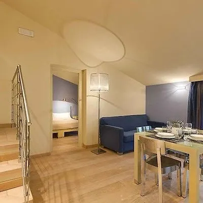 Popartment Apart otel Floransa